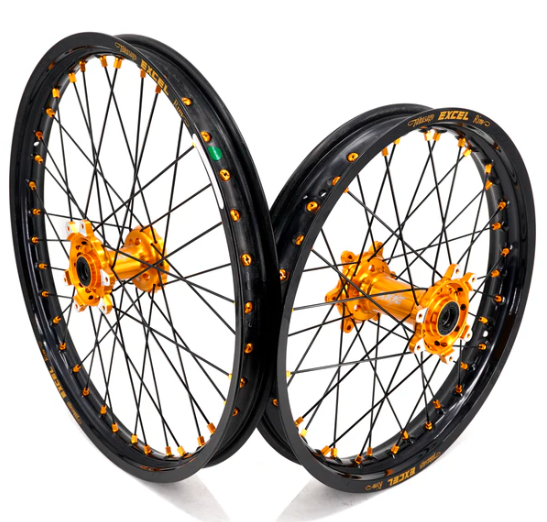 gold-hub-black-rim-gold-nipple-black-spoke-1