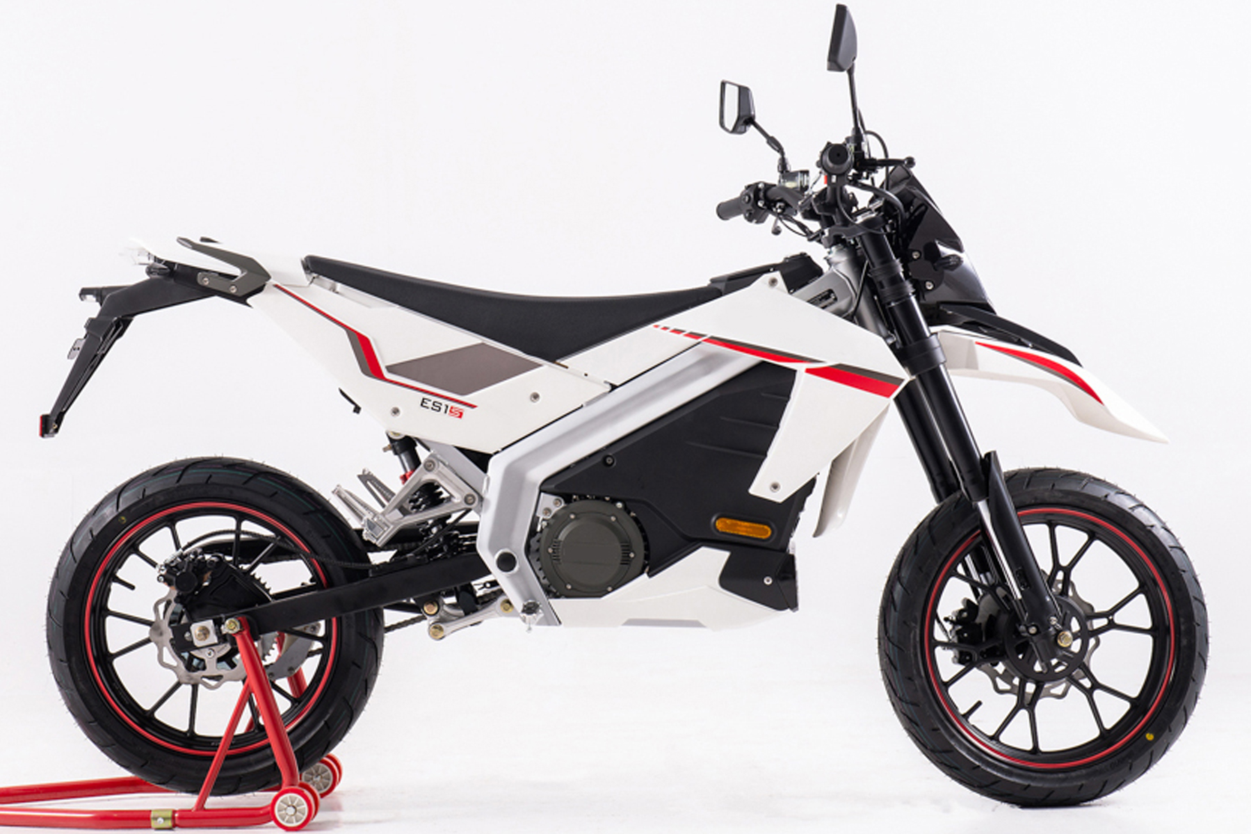 Electric ES1-SPro - Street Legal Motorcycle available on Maui